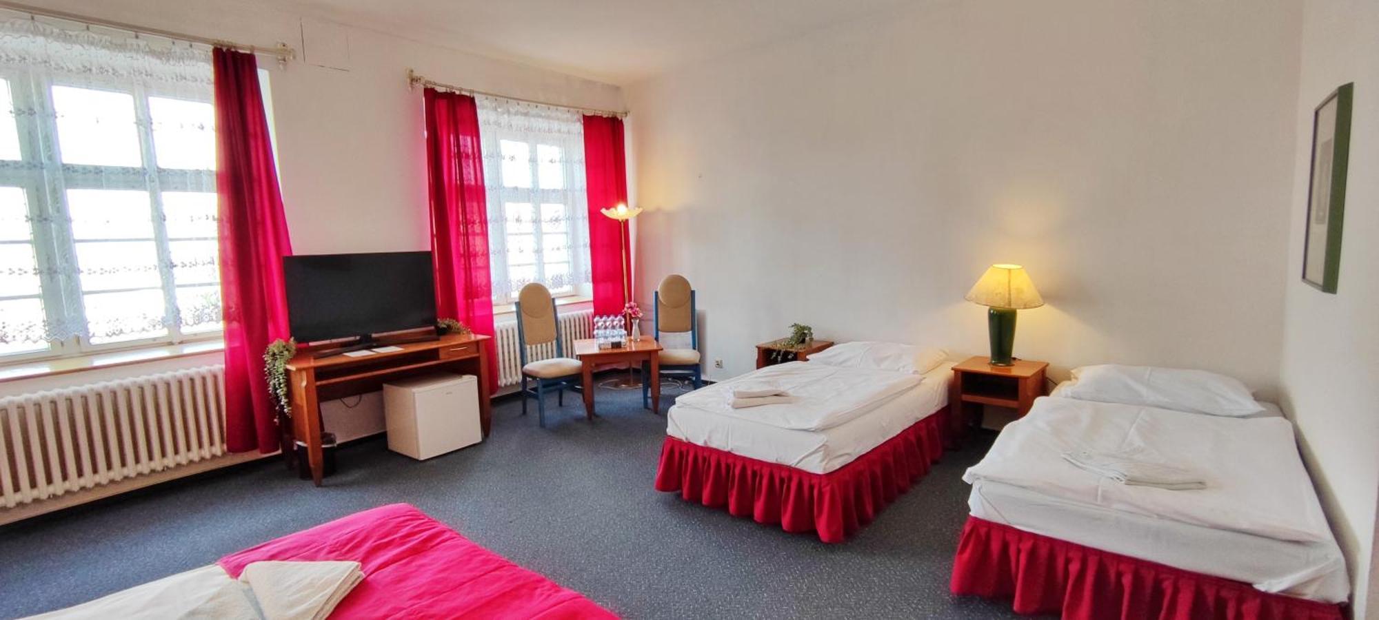 Hotel Magnolia Roudnice nad Labem Exterior photo