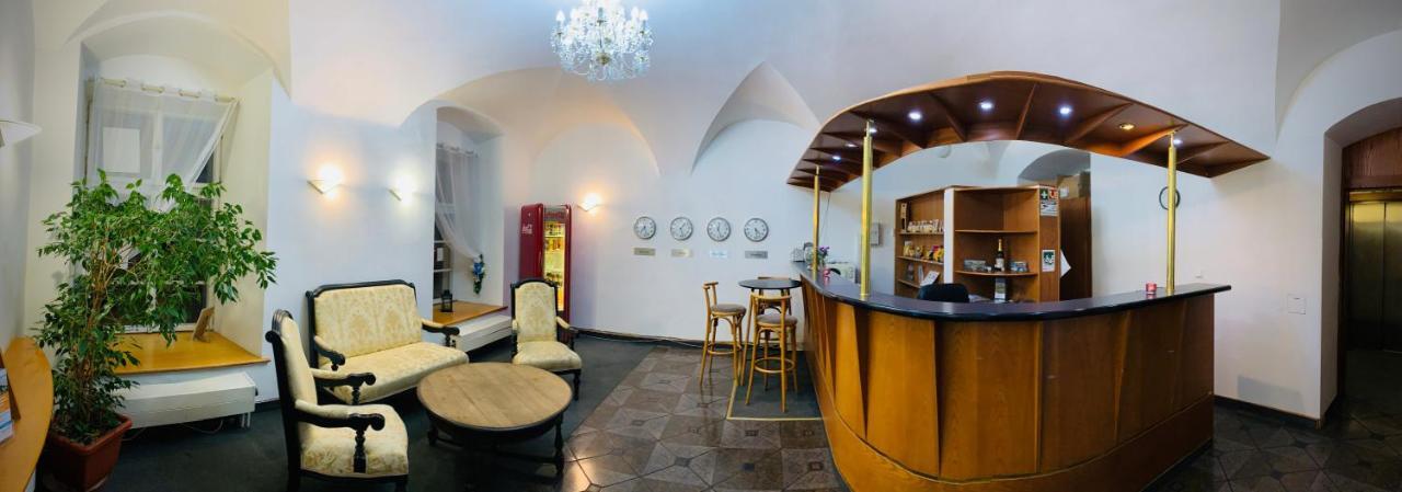 Hotel Magnolia Roudnice nad Labem Exterior photo